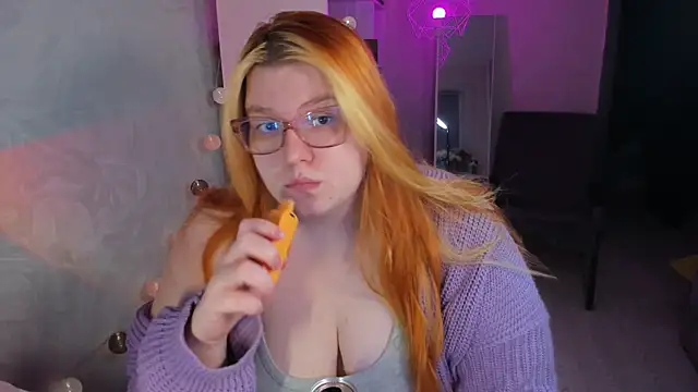 Snapshot of Melissa_Purr chatting on 23, 4, 2026 Melissa Purr online show from 23, 4, 2026