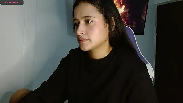 Snapshot of LovelyEsther27 chatting on 7, 4, 2026 LovelyEsther27 online show from 7, 4, 2026