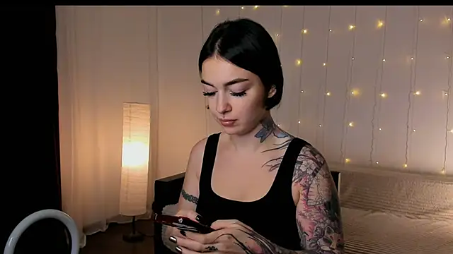 Snapshot of Magic_Allie chatting on 13, 1, 2026 Magic Allie online show from 13, 1, 2026