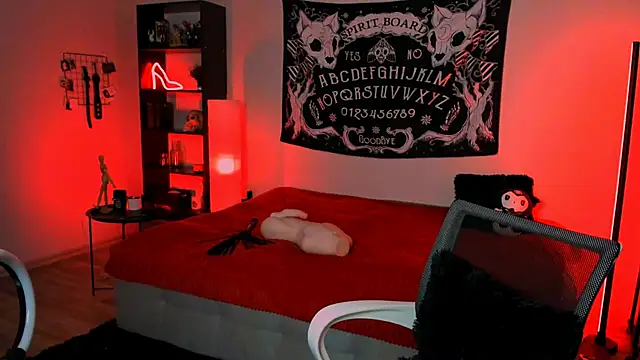 Snapshot of Magic_Allie chatting on 4, 2, 2026 Magic Allie online show from 4, 2, 2026