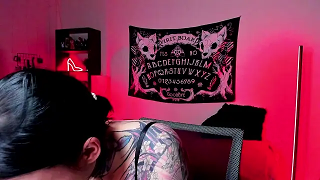 Snapshot of Magic_Allie chatting on 27, 2, 2026 Magic Allie online show from 27, 2, 2026