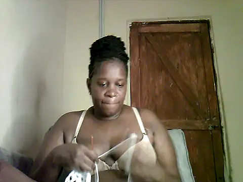 Snapshot of Sexy_valentine001 chatting on 10, 10, 2025 Sexy valentine001 online show from 10, 10, 2025