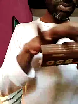 KeptupInosine online show from 4, 3, 2025