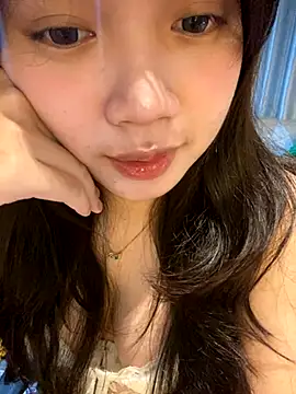 Hotellinh12 online show from 6, 10, 2025