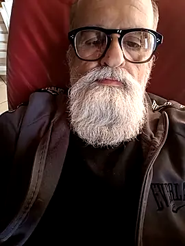 Snapshot of Btead chatting on 21, 4, 2026 Btead online show from 21, 4, 2026