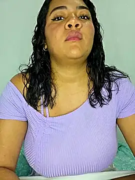 Watagatapitusberry1 online show from 21, 10, 2025