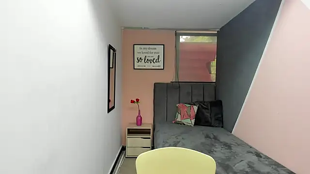 GiaFox  online show from 20, 2, 2025