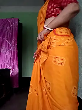 Snapshot of Rosy-B chatting on 7, 11, 2025 Rosy-B online show from 7, 11, 2025