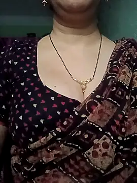 Snapshot of Rosy-B chatting on 30, 11, 2025 Rosy-B online show from 30, 11, 2025