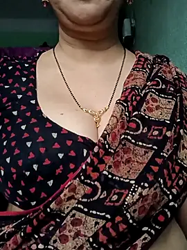 Snapshot of Rosy-B chatting on 3, 12, 2025 Rosy-B online show from 3, 12, 2025