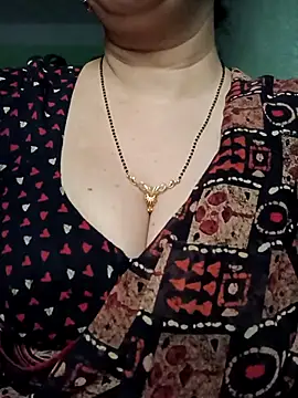 Snapshot of Rosy-B chatting on 5, 12, 2025 Rosy-B online show from 5, 12, 2025