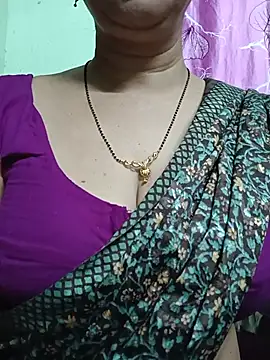 Snapshot of Rosy-B chatting on 22, 6, 2026 Rosy-B online show from 22, 6, 2026