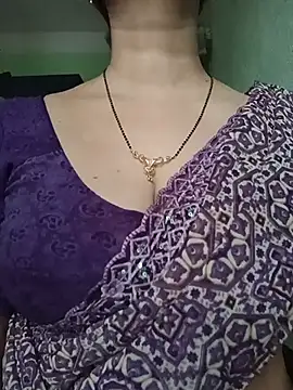 Snapshot of Rosy-B chatting on 24, 6, 2026 Rosy-B online show from 24, 6, 2026