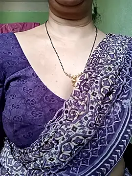 Snapshot of Rosy-B chatting on 28, 6, 2026 Rosy-B online show from 28, 6, 2026