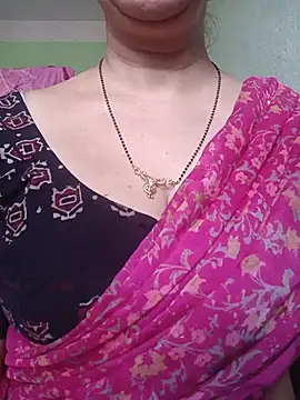 Snapshot of Rosy-B chatting on 14, 7, 2026 Rosy-B online show from 14, 7, 2026