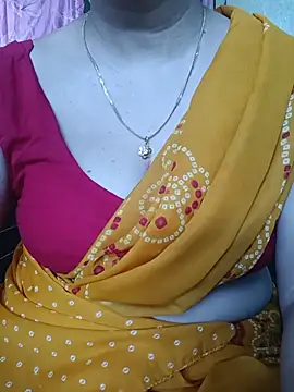 Snapshot of Rosy-B chatting on 18, 7, 2026 Rosy-B online show from 18, 7, 2026