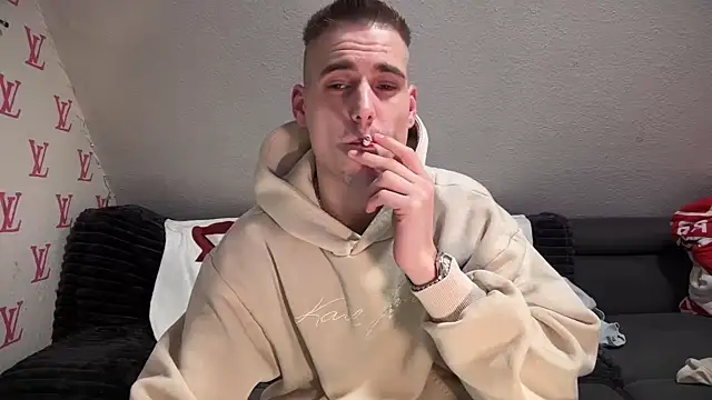 Cookieboy88 online show from 4, 2, 2025