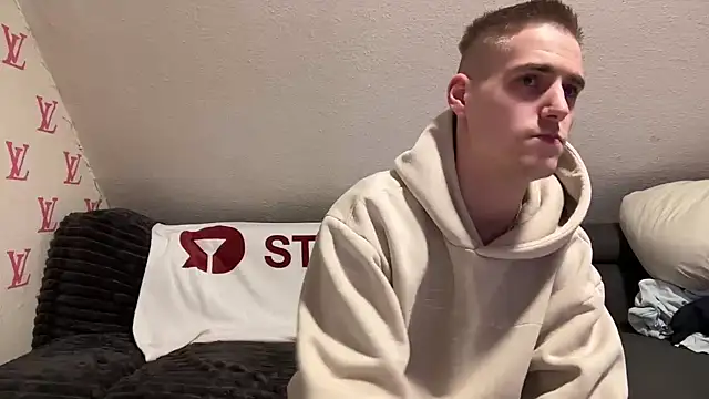 Cookieboy88 online show from 5, 2, 2025