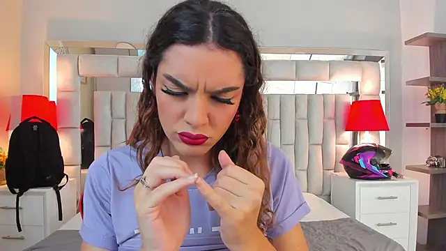 mariiahneedles online show from 11, 11, 2025