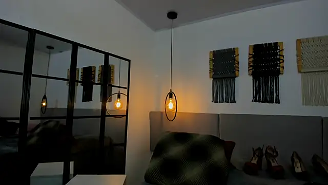 Snapshot of Sweet_camille chatting on 26, 6, 2026 Sweet camille online show from 26, 6, 2026