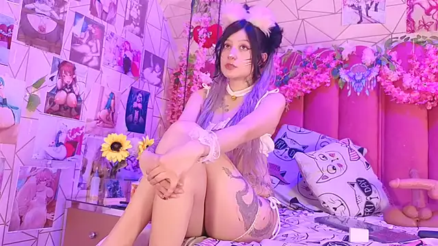 Snapshot of Alicebenett chatting on 19, 10, 2025 Alicebenett online show from 19, 10, 2025