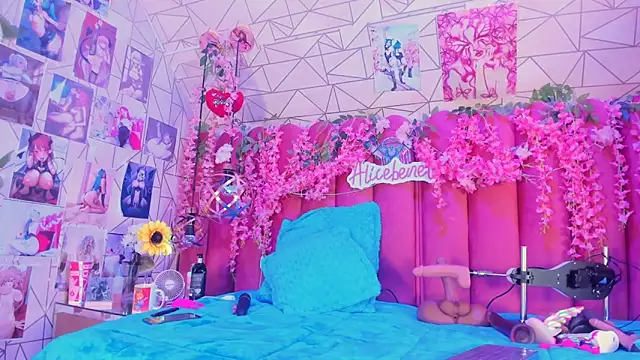 Snapshot of Alicebenett chatting on 22, 11, 2025 Alicebenett online show from 22, 11, 2025