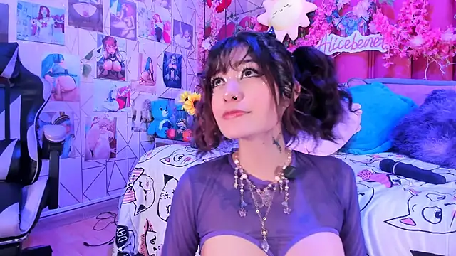 Alicebenett online show from 28, 3, 2026