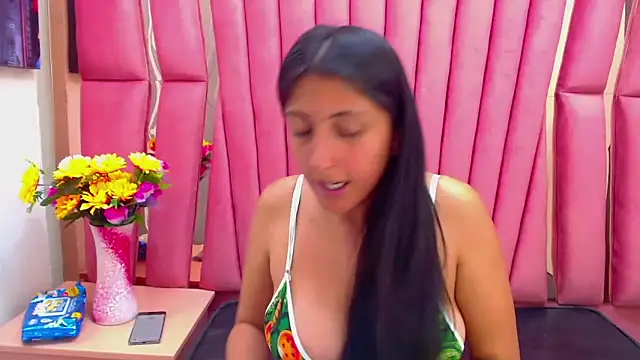 Cameron cutte online show from 29, 12, 2024