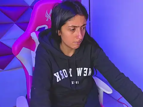 Cameron cutte online show from 25, 11, 2025