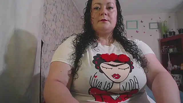 Aleia Taylor online show from 5, 1, 2025