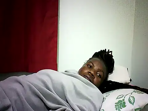 Snapshot of Pierra77 chatting on 14, 5, 2026 Pierra77 online show from 14, 5, 2026