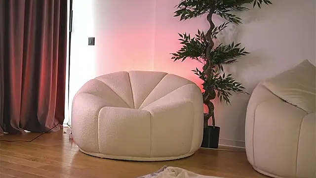 Snapshot of Cherrysweett chatting on 2, 7, 2026 Cherrysweett online show from 2, 7, 2026