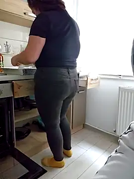 Aian09 online show from 29, 9, 2025