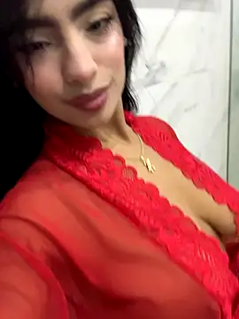 Snapshot of IzzyWild chatting on 1, 10, 2025 IzzyWild online show from 1, 10, 2025