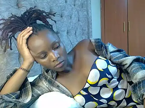 Naughty Girl17 online show from 5, 12, 2024