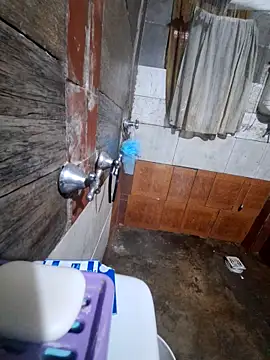 Snapshot of Michellluxo chatting on 23, 9, 2025 Michellluxo online show from 23, 9, 2025