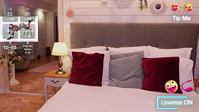 Snapshot of LinaReese chatting on 18, 3, 2025 LinaReese online show from 18, 3, 2025