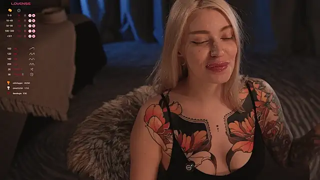 LinaKinky online show from 12, 3, 2025