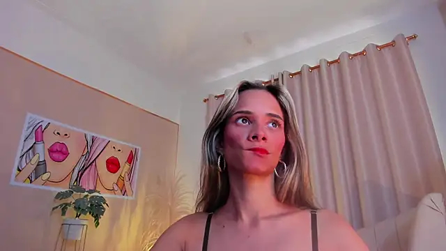 Snapshot of SkiinnyAna chatting on 29, 1, 2025 SkiinnyAna online show from 29, 1, 2025