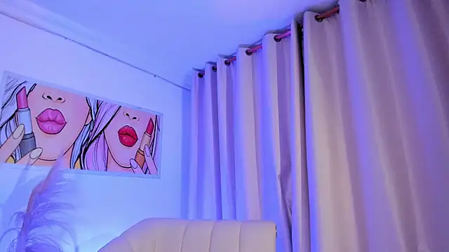 Snapshot of SkiinnyAna chatting on 3, 11, 2025 SkiinnyAna online show from 3, 11, 2025