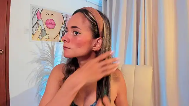 Snapshot of SkiinnyAna chatting on 27, 11, 2025 SkiinnyAna online show from 27, 11, 2025