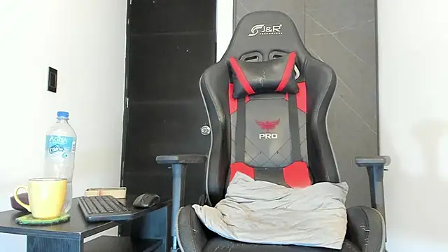 sergiio mesa27 online show from 20, 2, 2025