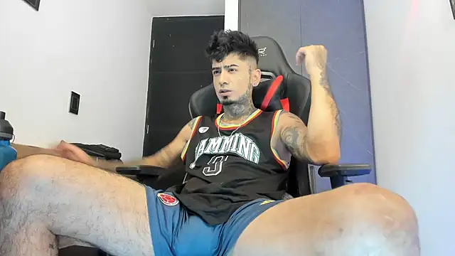 sergiio mesa27 online show from 24, 2, 2025