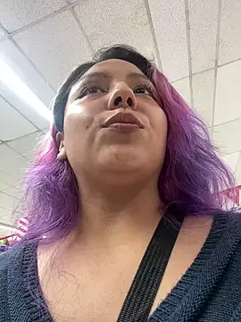 PurpleHaze17 online show from 4, 12, 2024