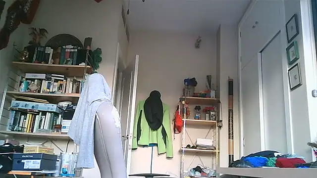 Snapshot of galaudin_3x_ chatting on 10, 2, 2025 galaudin 3x online show from 10, 2, 2025