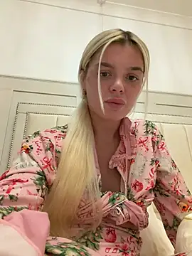 IrishTeenBarbie69 online show from 11, 6, 2026