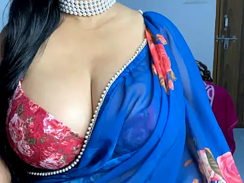 Snapshot of Aishwarya_101_ chatting on 28, 11, 2025 Aishwarya 101 online show from 28, 11, 2025