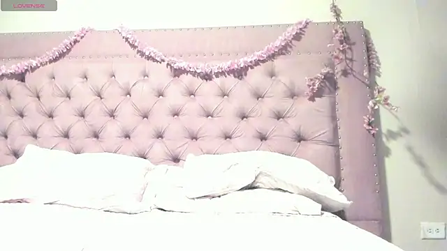 Snapshot of mitsu_ky chatting on 5, 3, 2025 mitsu ky online show from 5, 3, 2025