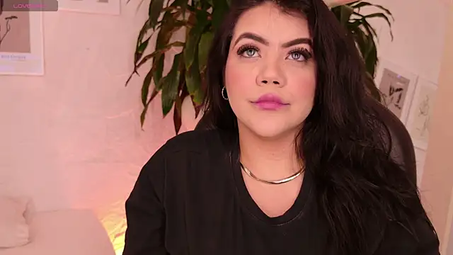 Harmonybabe  online show from 2, 10, 2025