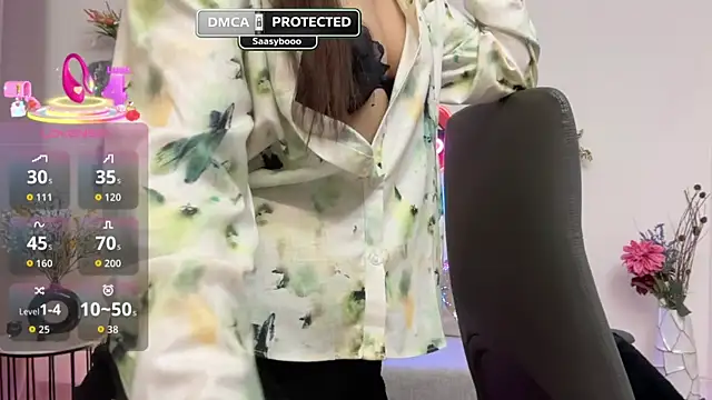 Snapshot of Unique-Beauty chatting on 24, 4, 2026 Unique-Beauty online show from 24, 4, 2026